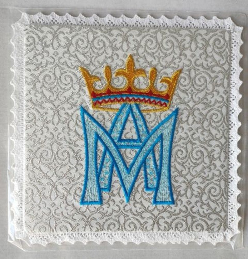 Chalice Pall Embroidered Marian Pattern M (12) - Etsy