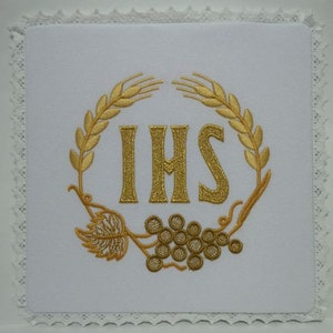 Chalice Pall - Ihs Embroidery