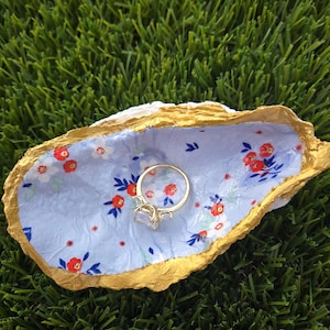 Handmade Decoupage Oyster Shell Dish | Coastal Decor | Jewelry Holder | Trinket Dish | Gifts For Her