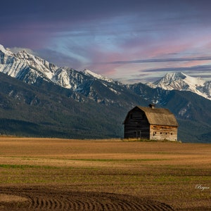Farm Photography, Barn Photography, Mission Mountains Montana Photography, Montana Scenery, Farm Country Landscape, Farm Country Photography