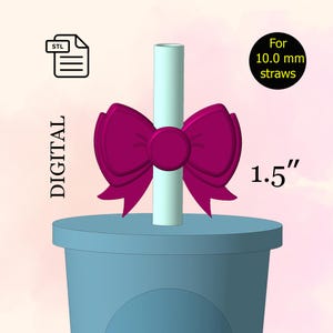 Op de afbeelding: Digitaal ontwerp van een strikvormige strohalmtopper in magenta, ontworpen voor 10,0 mm rietjes. Het ontwerp is 3,8 cm hoog. Het woord "DIGITAL" staat verticaal afgedrukt. Een STL-bestandspictogram is zichtbaar.