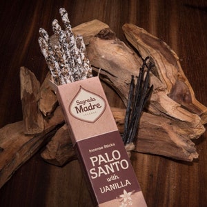 Palo Santo & Vanilla Incense Sticks  - 8 pieces - hand rolled