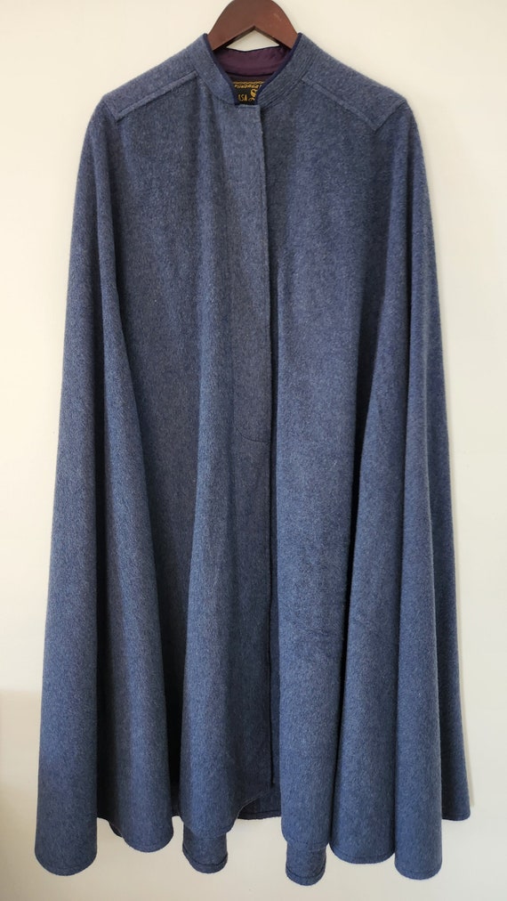 Vintage Casa Sesena wool cape! Medium blue, button