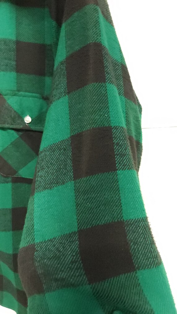 Green buffalo plaid Klondike flannel shirt. Size … - image 6