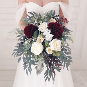 Wedding bouquet, Burgundy Bridal bouquet, Wedding bouquet burgundy, Bridesmaids bouquet, Fall wedding bouquet, Winter wedding bouquet