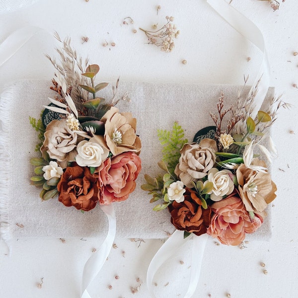 Wedding corsage, Orange corsage, Fall wedding corsage,  Terracotta corsage, Bridesmaids corsage, Flower wedding corsage