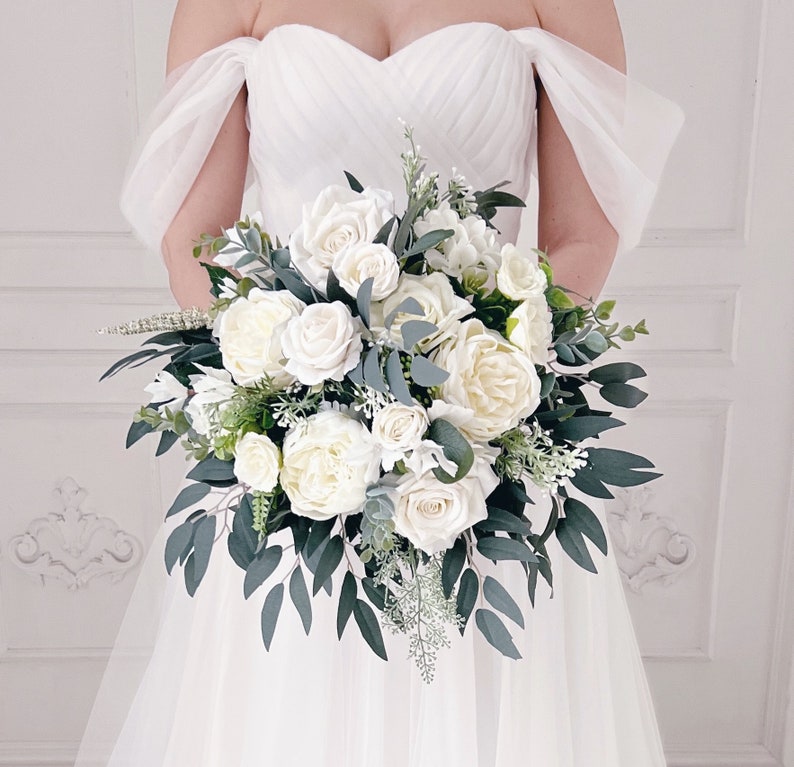 Wedding bouquet, Bridal bouquet, White wedding bouquet, Eucalyptus wedding bouquet, Bridesmaids bouquet, White bridal bouquet image 2