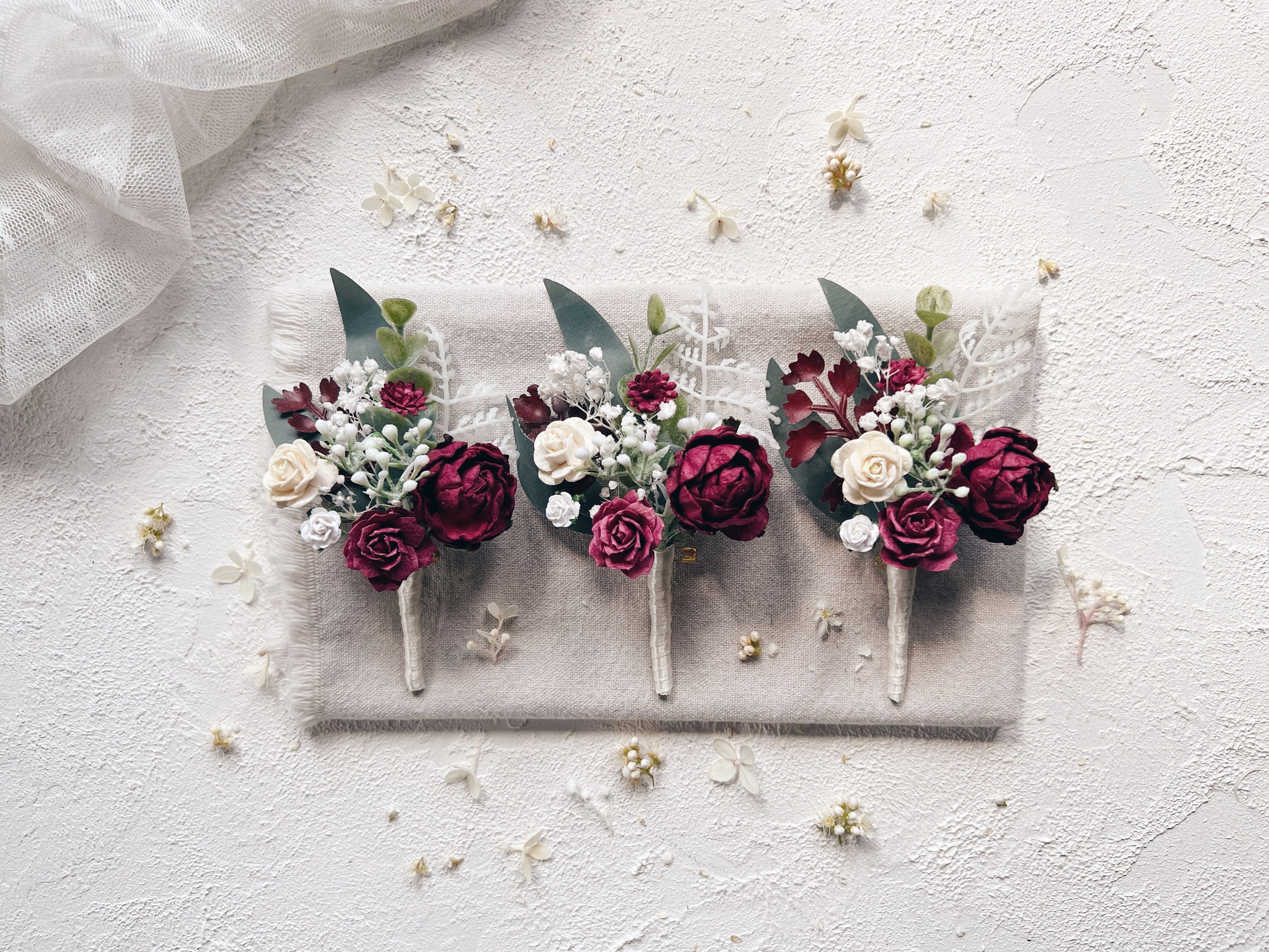 Wedding boutonniere, Burgundy boutonniere, Rustic boutonniere, Boutonniere for men, Winter wedding, Groomsman boutonniere, Groom boutonniere