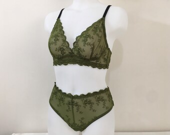 See through bra and panty set / Handmade sexy lingerie set / Green embroidery mesh lace lingerie / Honeymoon women lingerie / Handmade gift