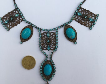 Collier vintage en laiton avec pierre turquoise