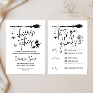 K&ouml;nnte beinhalten: Eine schwarz-wei&szlig;e druckbare Einladung zu einem Junggesellinnenabschied mit Halloween-Thema. Die Einladung zeigt eine Hexe auf einem Besen, Spinnen und den Text "Cheers, Witches" und "Let's go, Ghouls". Die Einladung enth&auml;lt einen Zeitplan f&uuml;r die Veranstaltungen des Wochenendes, darunter eine Hexen-Tour, ein Abendessen im Hexenhaus und Geistergeschichten auf dem Deck.