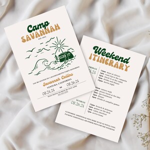 Invitación de despedida de soltera y plantilla de itinerario, invitación de despedida de soltera temática de campamento, tráiler vintage de Camping Beach, despedida de soltera de campamento de verano