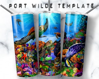 Könnte beinhalten: Drei Edelstahlbecher mit einem lebendigen Unterwassermotiv. Das Design zeigt Meeresschildkröten, bunte Fische und Korallenriffe vor einem blauen Ozeanhintergrund. Der Text "PORT WILDE TEMPLATE" befindet sich oben.