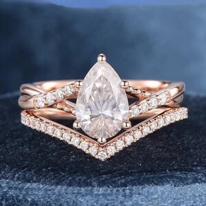 14K Rose Gold Wedding Pear Shape Moissanite Engagement Ring Set With Split Shank Pave, Pear Cut Moissanite Bridal Ring Set Promise Ring Set.