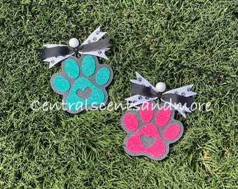 Black dog paw print with your choice of glitter freshie