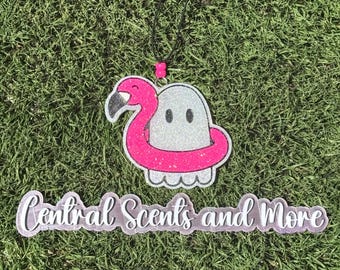 Ghost on flamingo float freshie
