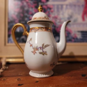 1950&#39; Elegant teapot from Rosenthal Bavaria fine floral porcelain pattern