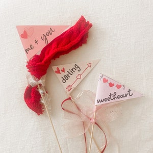 Valentine&#39;s Day Pennant Printables, Valentine Photo Props Instant Download, Valentine Basket, Valentine&#39;s Day Decor, mini banners, 2 Flags