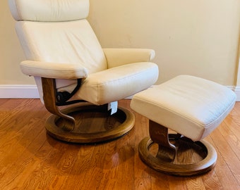 Vintage Ekornes Stressless Leather Swivel Recliner Chair & Ottoman