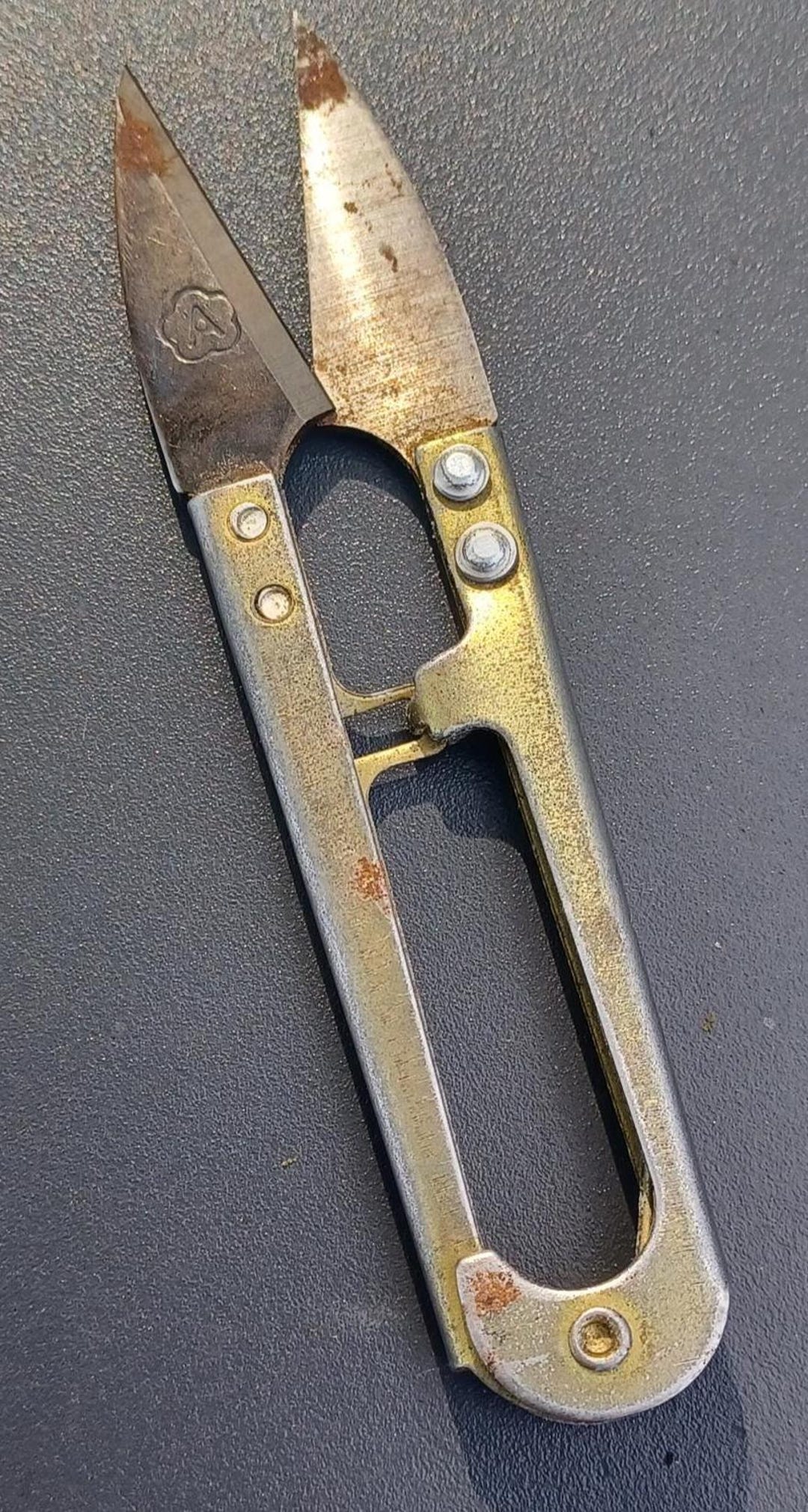 Vintage Spring-loaded Thread Snips | Sewing Embroidery Tool | Marked