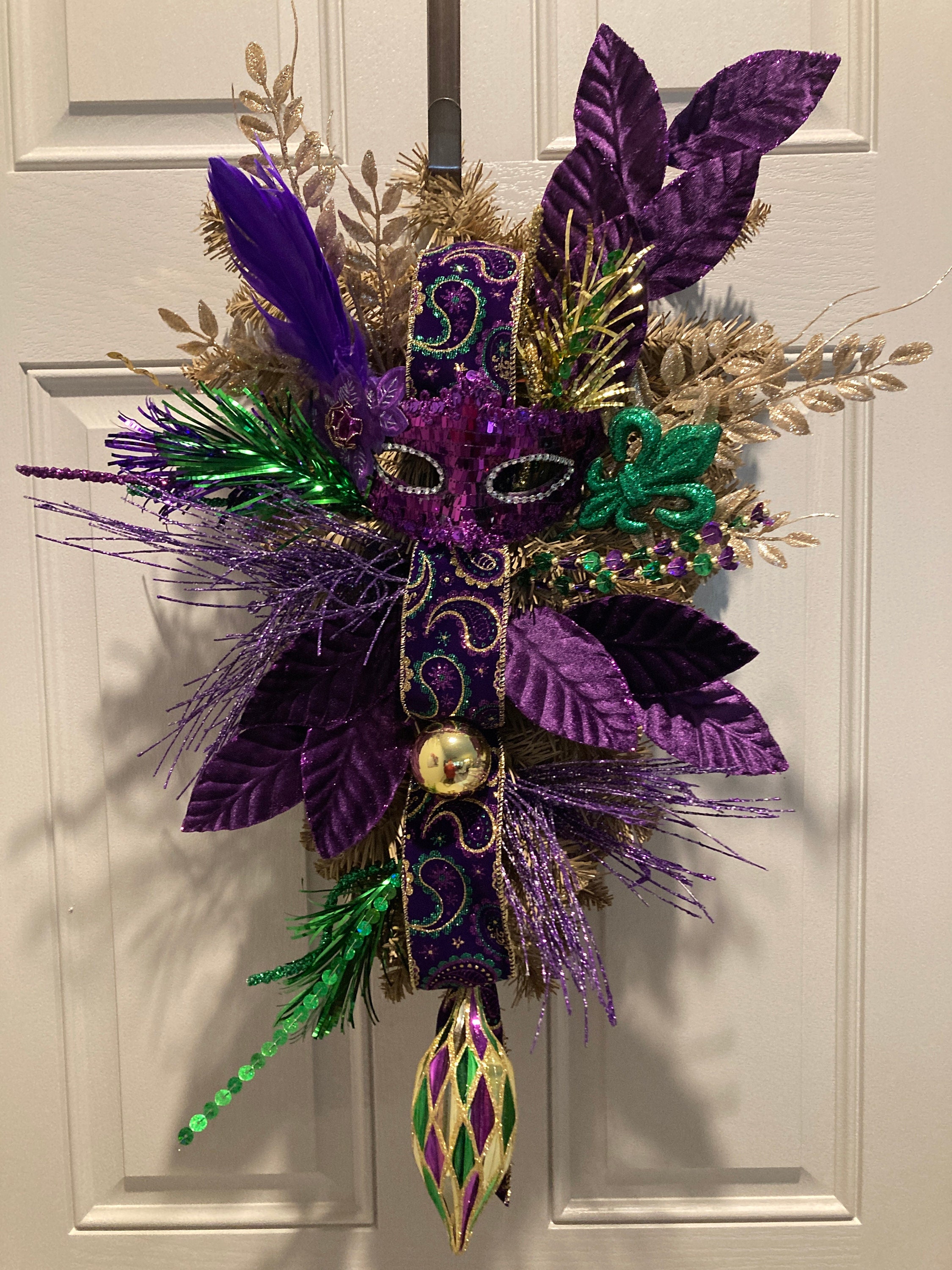 Purple, Green and Gold Mardi Gras Swag With Purple Sequin Mask - Etsy