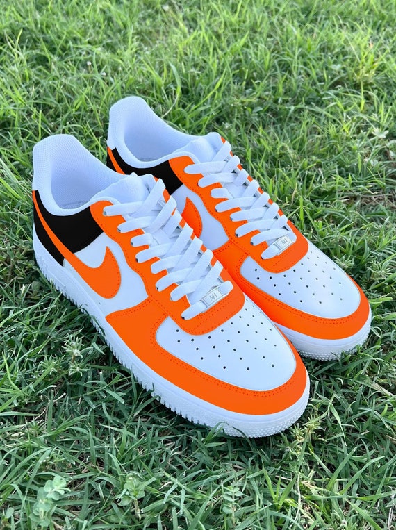 Custom CIN Half Black & Orange Air Force 1 display picture 3