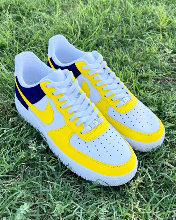 Custom Air Force 1\'s Yellow&Purple Custom Half Yellow & Purple Air Force 1 main image 4