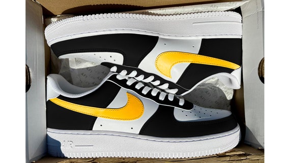 Custom PIT Black & Yellow Air Force 1 display picture 3