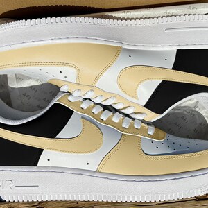 Half black and shop white air force 1