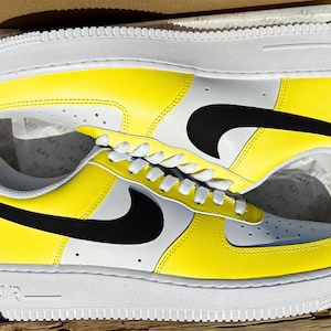 Custom Yellow & Black Air Force 1&#39;s