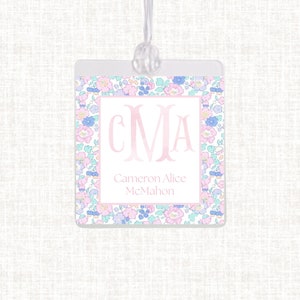 Étiquette de sac floral monogramme aquarelle personnalisée | Étiquette de bagage plastifiée pour fille | Étiquette de sac à langer Vichy | Étiquette de sac de plage | Étiquette de sac à fleurs Liberty
