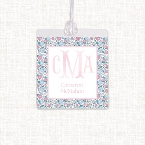 Étiquette de sac floral monogramme aquarelle personnalisée | Étiquette de bagage plastifiée pour fille | Étiquette de sac à langer Vichy | Étiquette de sac de plage | Étiquette de sac à fleurs Liberty
