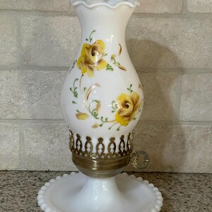 Very Good Vintage condition White Milk Glass Pretty Yellow Flower flowers Floral Design Electric Hurricane Lamp Free Shipping