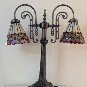 Very good vintage Tiffany style Large Colour Creations Timeless Serenity by Tania Bricel Stained Glass Lamp post 2 Arm Stand Free Shipping