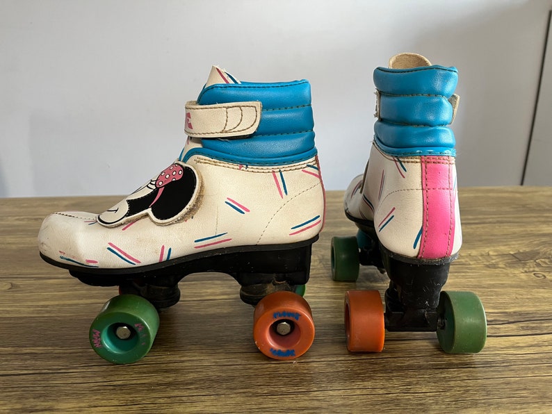 Vintage 80s Minnie Mouse Roller Skates Child Youth Sz 1 Disney Etsy