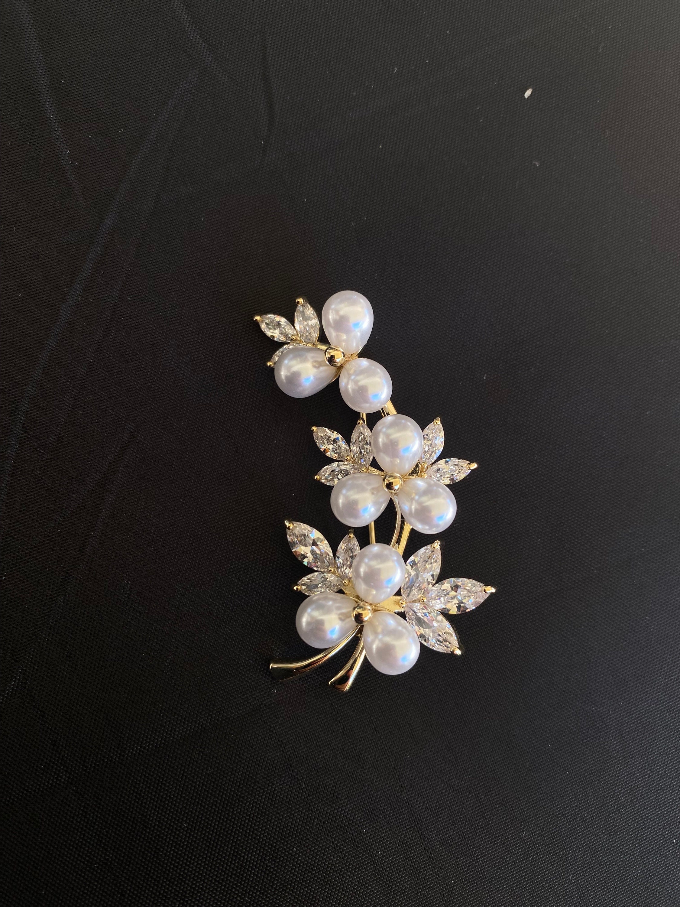 Elegant Brooches For Women - Luxury Pins and Chic Designs – BROOCHITON
