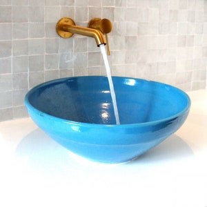 Unicolor Moroccan Sink without Motif: A Unique and Artistic Touch ceramic sink , moroccan sink,handmade ceramic,hand wash bassin