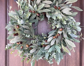 Couronne de feuilles d'olivier, décoration de porte de tous les jours, couronne de verdure, cadeau de fête des mères pour elle, ferme de campagne, couronne toute l'année, cadeau de pendaison de crémaillère.