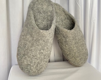 Felt slippers