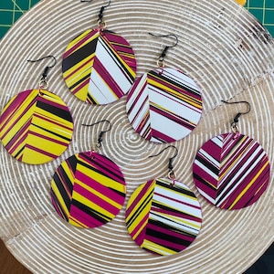 80&#39;s Mismatched Leather Striped Dangle Earrings - Circles - Black Earring Hooks