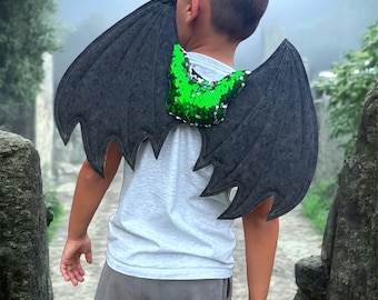 Alas de murciélago de cuero de corcho