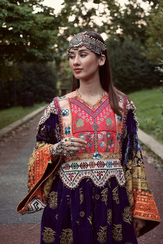 Afghan Traditional Dress - Zari
