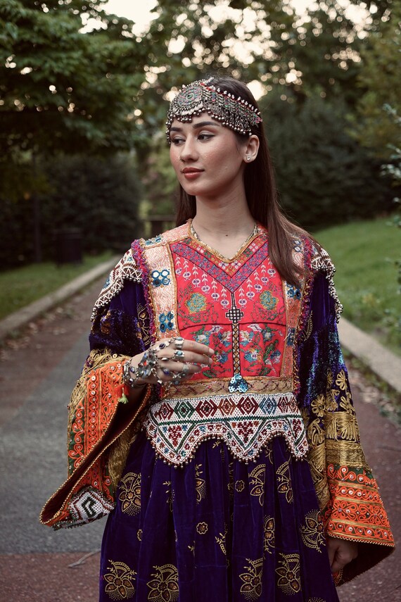 Afghan Traditional Dress - Zari