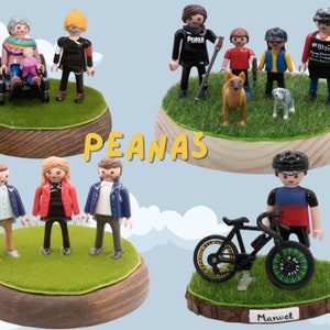 Playmobil Custom with Decorative Base – Custom Personalization for Special Gifts