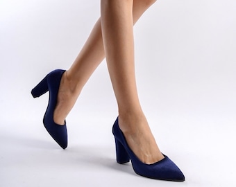 Escarpins en velours bleus, chaussures en velours bleus, chaussures de mariée bleu marine, talons hauts bleus, chaussures de mariage bleues, talons bloc bleu foncé, talons hauts bleus