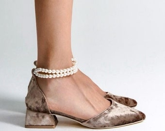 Braune Samtschuhe, Braune Hochzeitsschuhe, Hellbraune Schuhe, Braune Niedrige Absätze, Braune Block Absätze, Braune Brautschuhe, Hellbraune Absätze