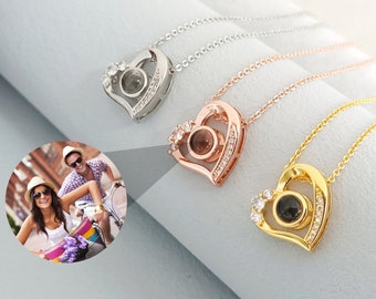 Heart Projection Photo Necklace,Memorial Photo Pendant,Personalized Photo Projection Necklace,Gift for Mom,Christmas Gift,Anniversary Gift