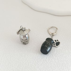 3 PCS Cat & Dog Hair Fur Keychain - Paw Shaped Leather