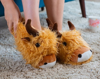 Fuzzy Friends Highland Cow Slippers