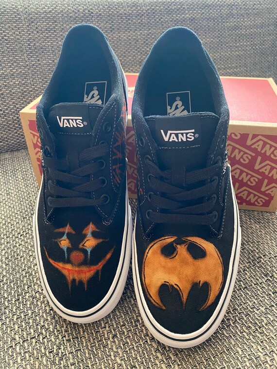 Joker/batman Vans Men's Shoes hand-painted - Etsy UK Joker/batman Vans Men's Shoes hand-painted - Etsy UK
